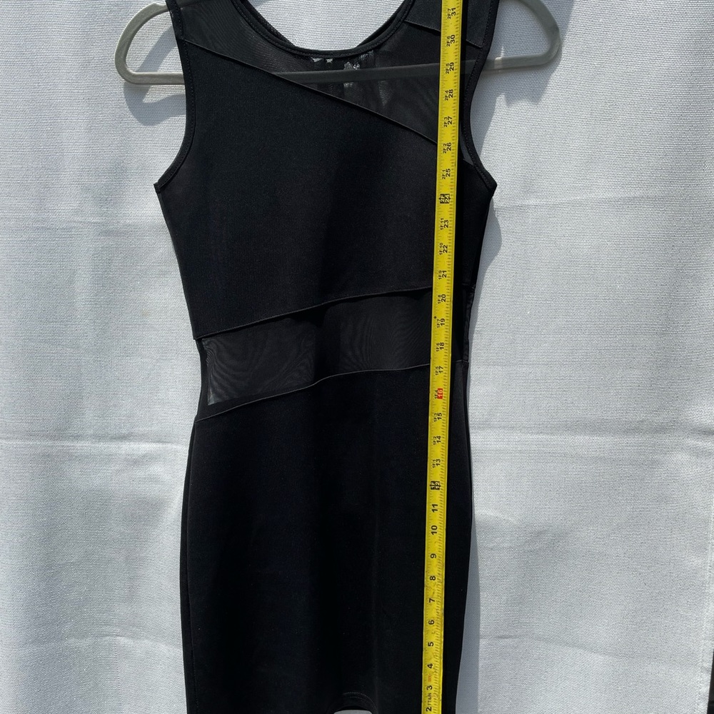 Dress - Picture 5 of 5